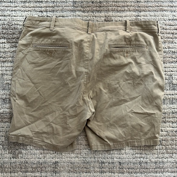 Express Men’s khaki shorts, size 38 - Picture 3 of 5